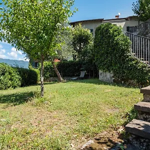  Apartment Apt With Private Parking & Shared Pool!